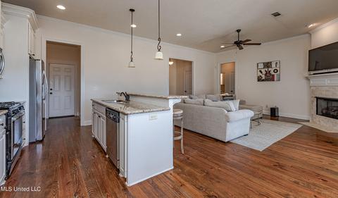 305 N Falls Xing, Madison, MS 39110 photo 9