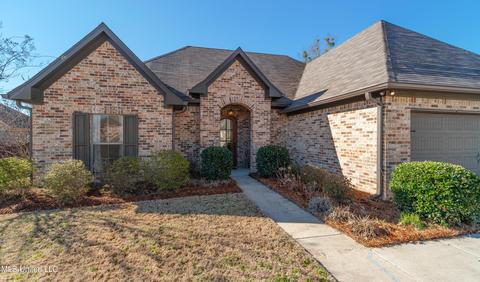305 N Falls Xing, Madison, MS 39110 photo 3