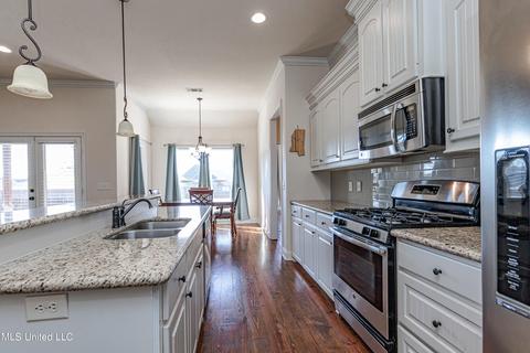 305 N Falls Xing, Madison, MS 39110 photo 11