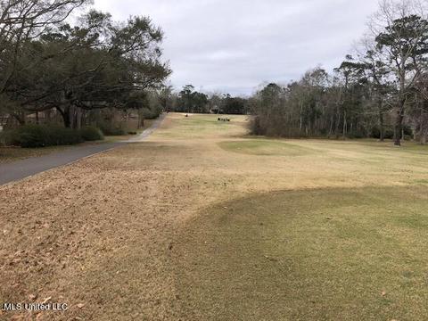 5583 E Diamondhead Dr, Diamondhead, MS 39525 photo 5