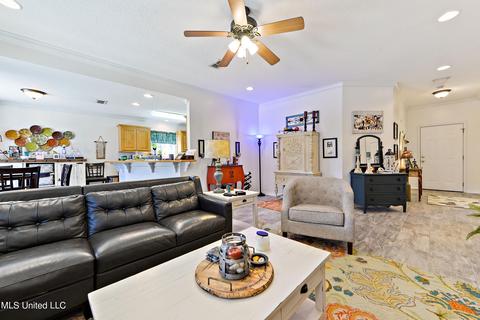 456 Pinecrest Cir, Long Beach, MS 39560 photo 4