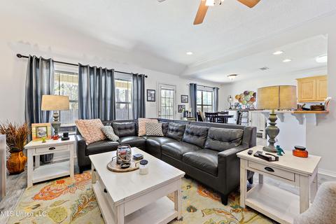 456 Pinecrest Cir, Long Beach, MS 39560 photo 5