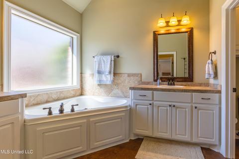 280 E Pinebrook Dr, Brandon, MS 39047 photo 24