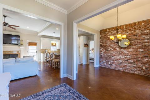 280 E Pinebrook Dr, Brandon, MS 39047 photo 6