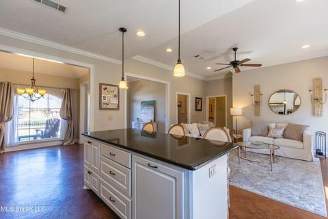 280 E Pinebrook Dr, Brandon, MS 39047 photo 9