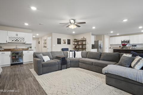 110 Rosie Dr, Long Beach, MS 39560 photo 8