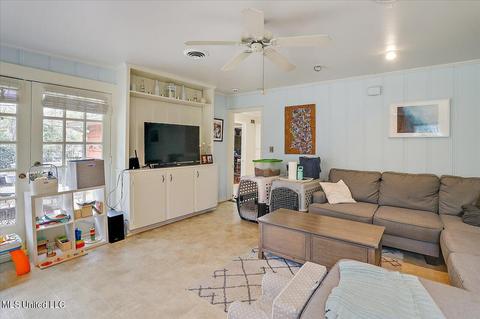 3947 Hawthorne Dr, Jackson, MS 39206 photo 7