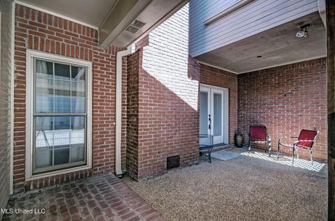 2 Village Green Cir, Jackson, MS 39211 photo 24