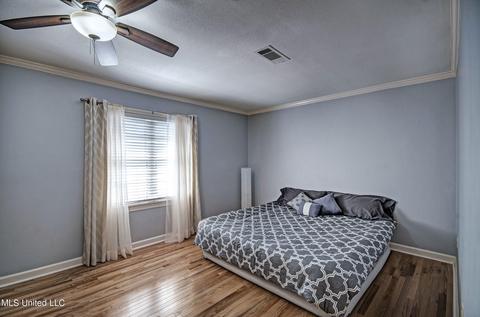 2 Village Green Cir, Jackson, MS 39211 photo 13