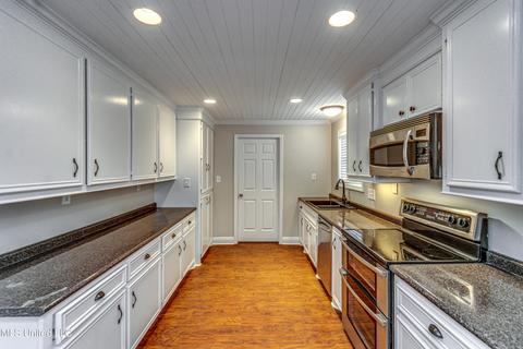 106 City Limits Rd, Brandon, MS 39042 photo 7