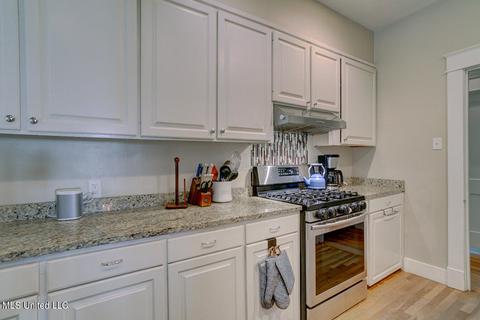 4220 Oakridge Dr, Jackson, MS 39216 photo 18