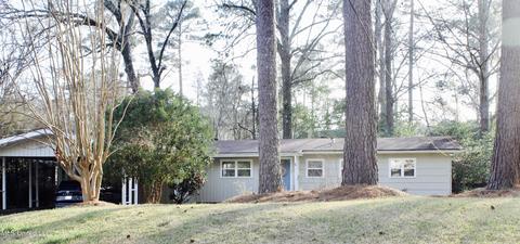 1827 Parkridge Dr, Jackson, MS 39211 photo 1
