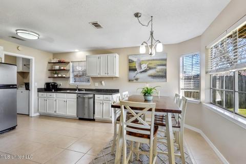 1965 Brasher Rd, Biloxi, MS 39532 photo 4