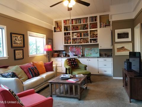 1610 Myrtle St, Jackson, MS 39202 photo 11