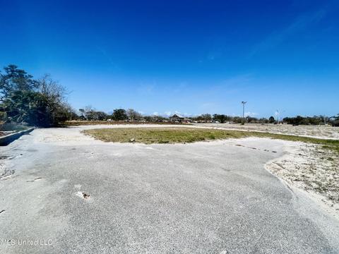 110 W Beach Blvd, Long Beach, MS 39560 photo 5