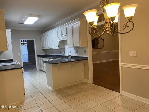 907 Treeline Dr, Brandon, MS 39042 photo 10