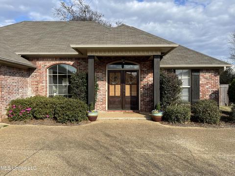 169 Memory Ln, Madison, MS 39110 photo 1