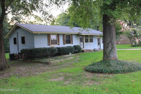 311 Parker St, Canton, MS 39046 photo 3