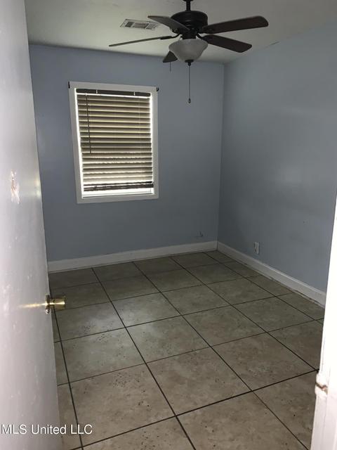 311 Parker St, Canton, MS 39046 photo 6