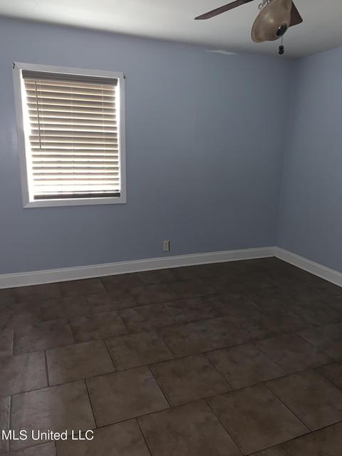 311 Parker St, Canton, MS 39046 photo 8