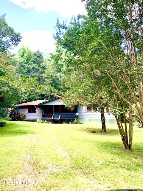 424 James Boyakin Barnett Rd, Magee, MS 39111 photo 1