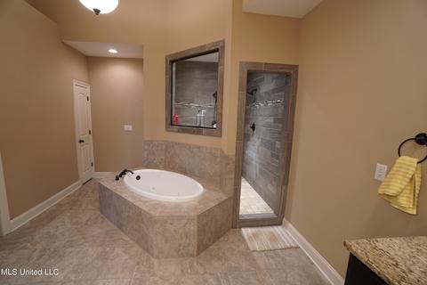 1361 S Heritage Drive Dr, Hernando, MS 38632 photo 16