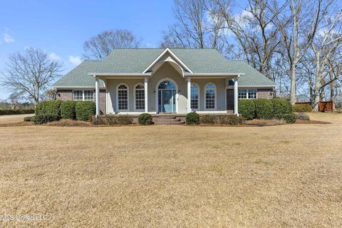 136 The Cedars, Lucedale, MS 39452 photo 1
