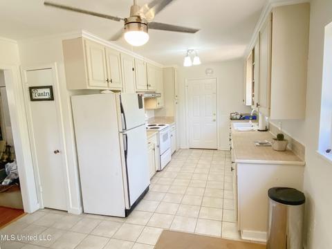 4306 Ridgewood Rd, Jackson, MS 39211 photo 8