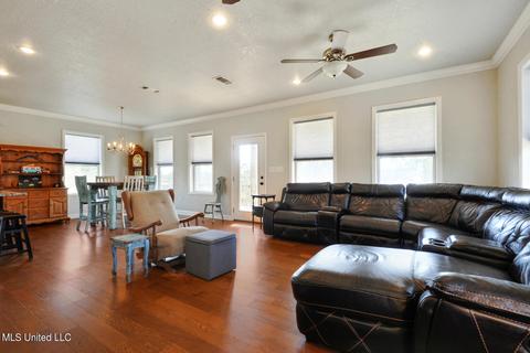 210 White Harbor Rd, Long Beach, MS 39560 photo 6