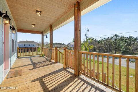 210 White Harbor Rd, Long Beach, MS 39560 photo 4