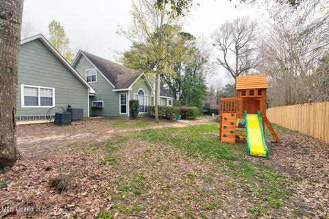 5427 E Diamondhead Dr, Diamondhead, MS 39525 photo 22