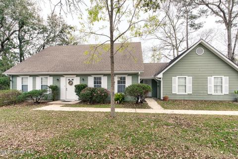 5427 E Diamondhead Dr, Diamondhead, MS 39525 photo 1
