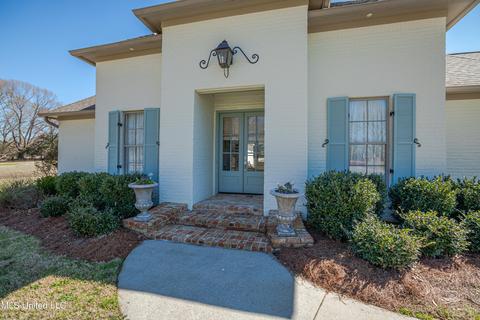 140 Browning Dr, Flora, MS 39071 photo 9