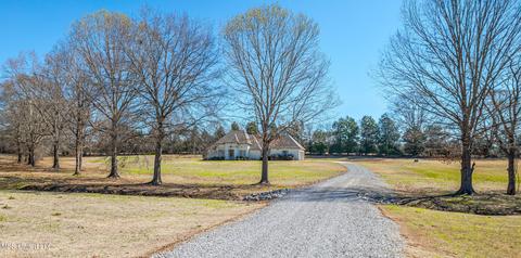 140 Browning Dr, Flora, MS 39071 photo 4