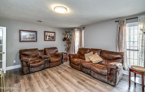535 Hwy 49, Flora, MS 39071 photo 10