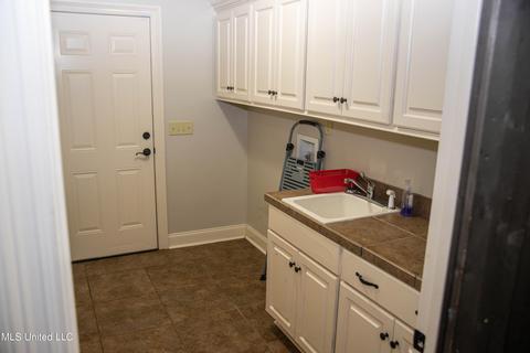 104 Britton Circle Cir, Flowood, MS 39232 photo 17