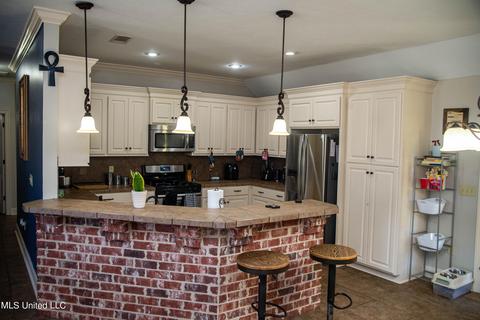 104 Britton Circle Cir, Flowood, MS 39232 photo 4