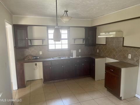 111 Orr Dr, Brandon, MS 39042 photo 8