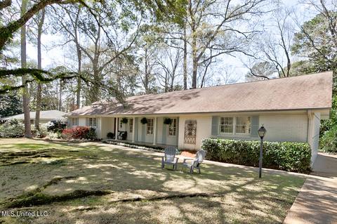 4331 Audubon Park Ln, Jackson, MS 39211 photo 2