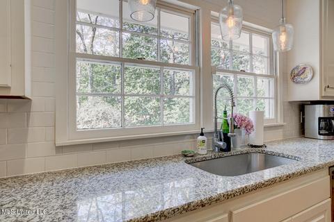 4331 Audubon Park Ln, Jackson, MS 39211 photo 16