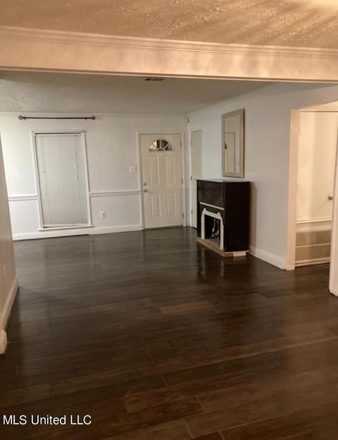 5825 Cypress Trl, Jackson, MS 39211 photo 3