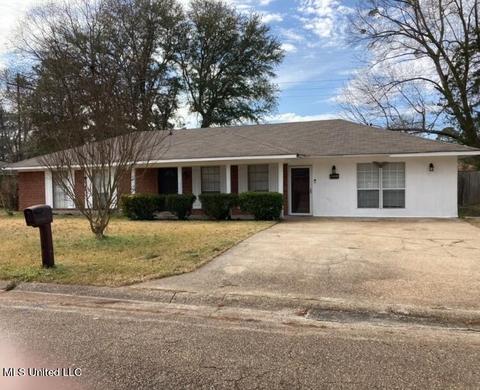 5825 Cypress Trl, Jackson, MS 39211 photo 1