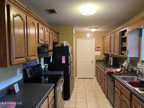 4301 Colleen St, Moss Point, MS 39563 photo 4