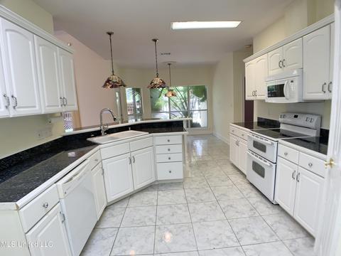 56117 E Diamondhead Dr, Diamondhead, MS 39525 photo 20