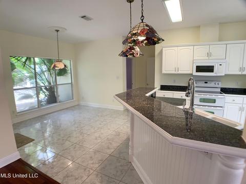 56117 E Diamondhead Dr, Diamondhead, MS 39525 photo 18
