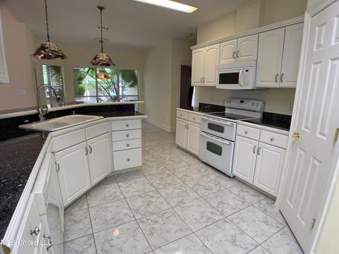 56117 E Diamondhead Dr, Diamondhead, MS 39525 photo 28