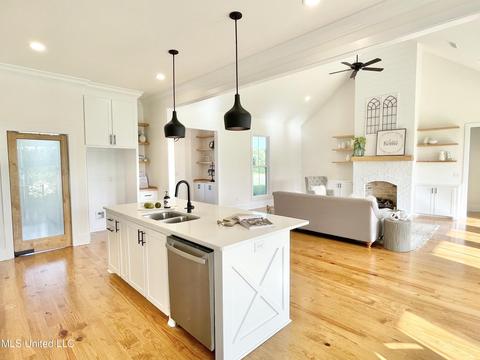 137 Landry Dr, Brandon, MS 39047 photo 25