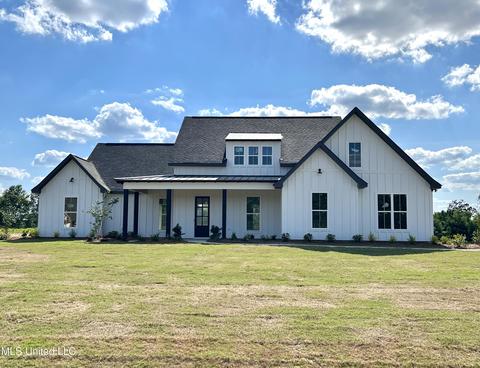 137 Landry Dr, Brandon, MS 39047 photo 1