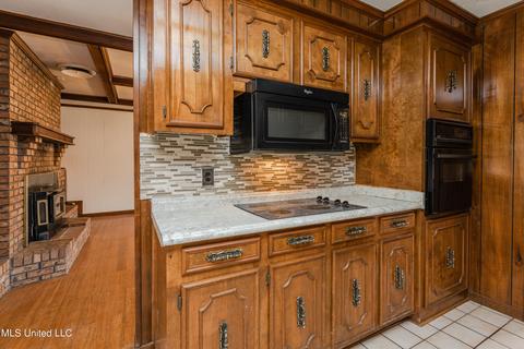 35 Nelson Cir, Jackson, MS 39212 photo 10