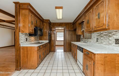 35 Nelson Cir, Jackson, MS 39212 photo 9